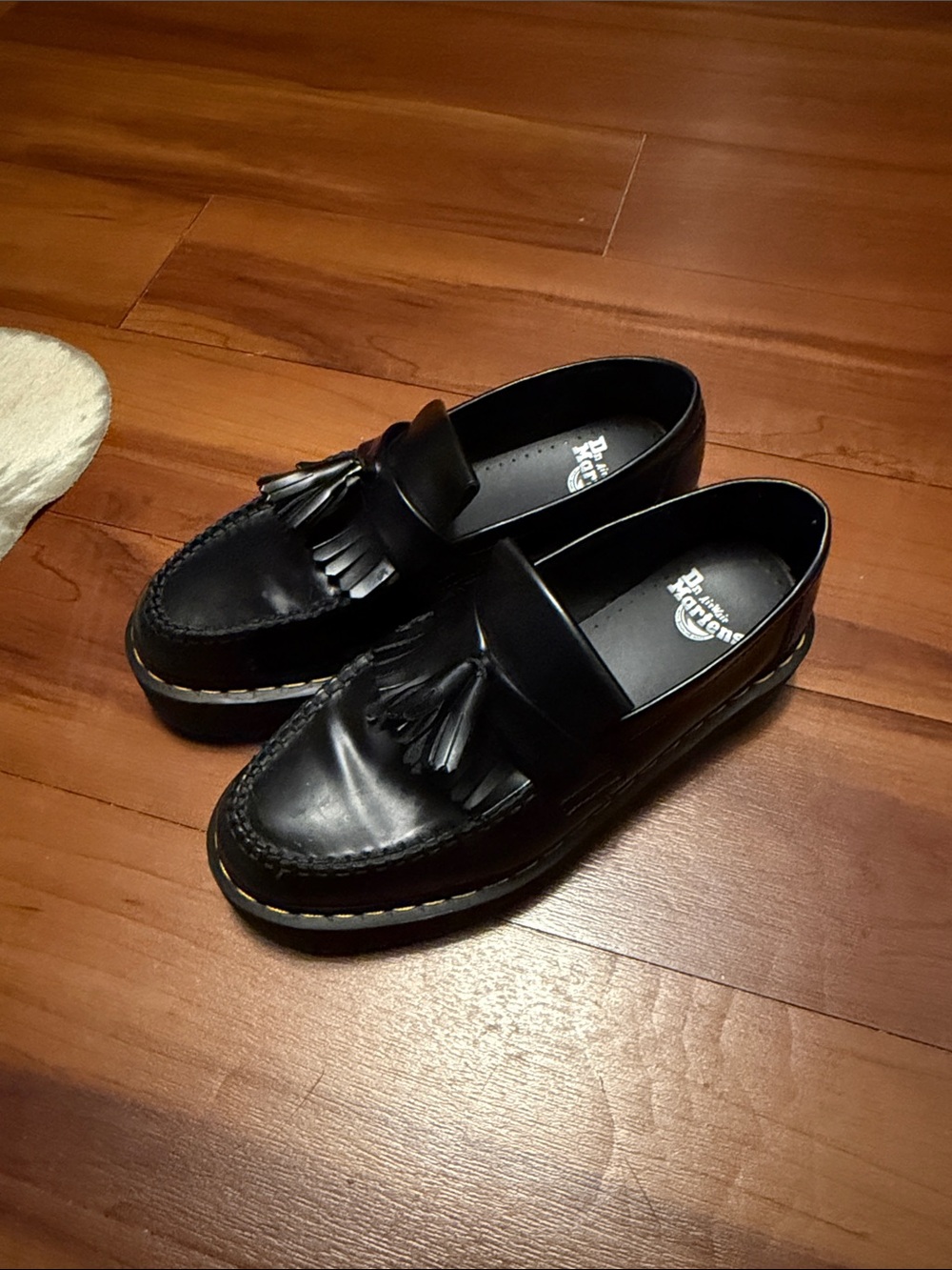 Dr. Martens Black Tassel Penny Loafers Sz 9M/10L